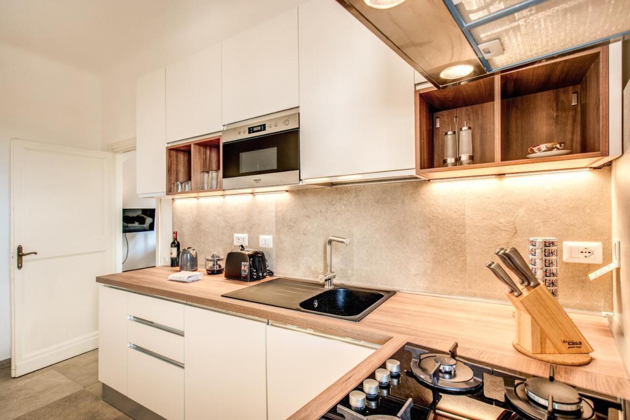 Cavour Attic With Terrace Apartman Róma Kültér fotó
